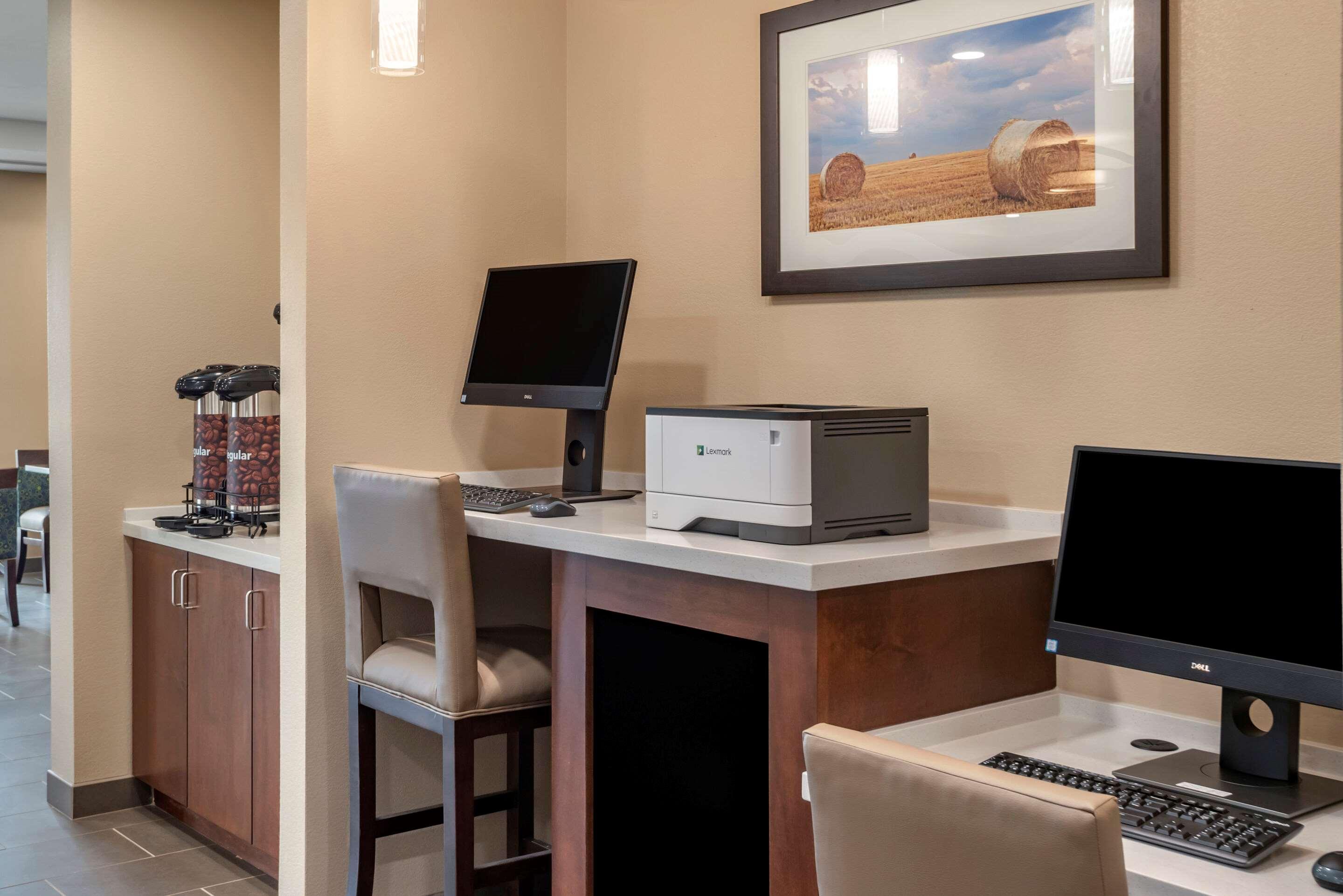 Comfort Inn & Suites Winchester Bagian luar foto